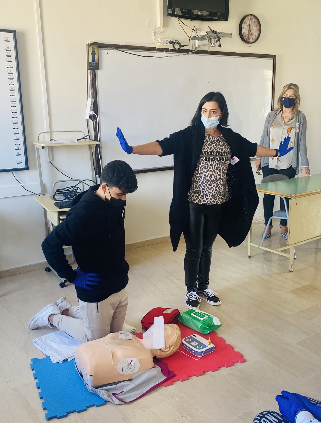 foto_2_eyxeinoypoli.jpg foto_2_eyxeinoypoli.jpg