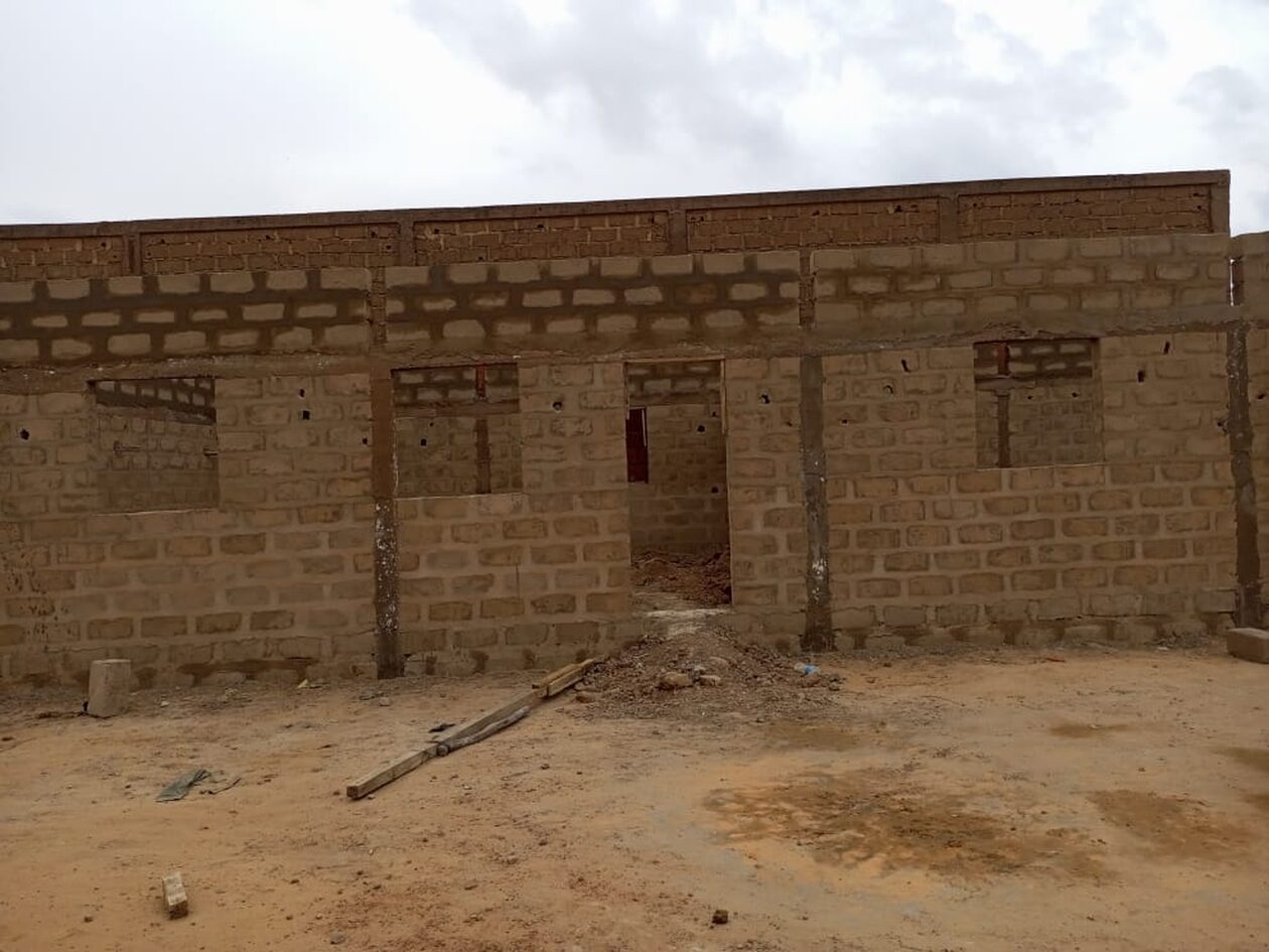 sxoleio_nigiria.jpg sxoleio_nigiria