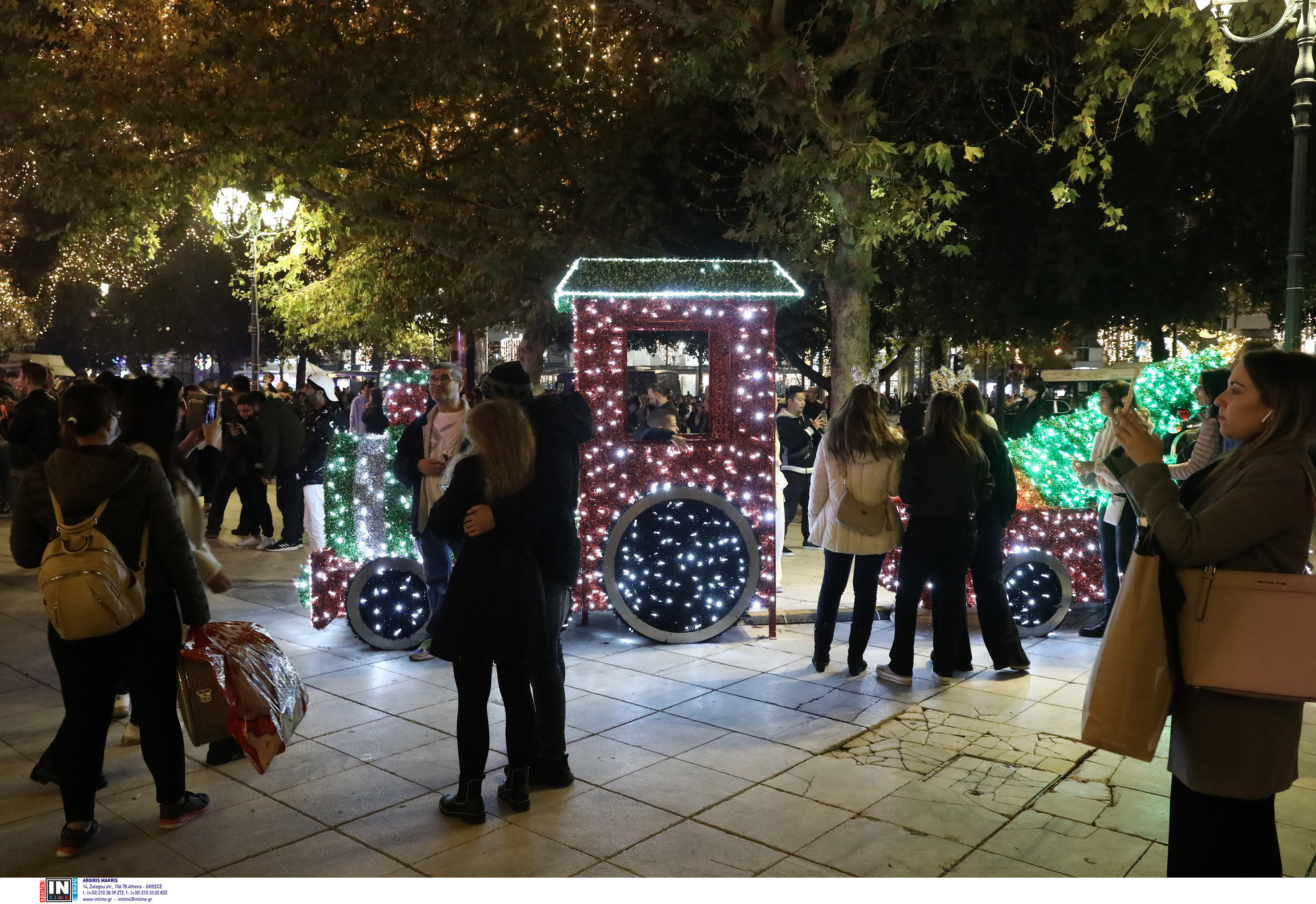 φωταγώγηση Σύνταγμα