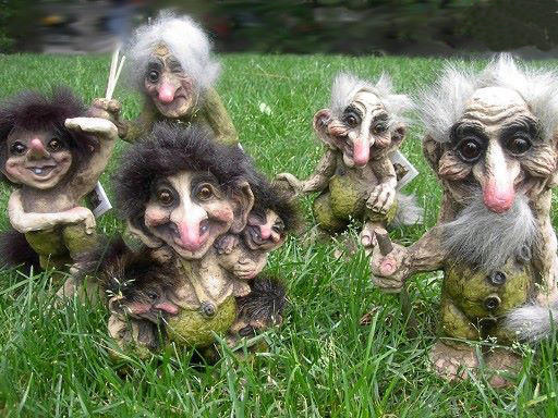 ethima_xristougennon.jpg ethima_xristougennon