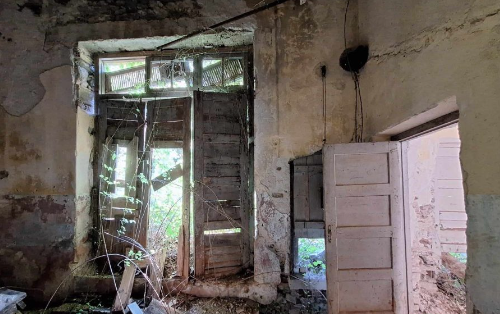 morna_pierias.png morna_pierias