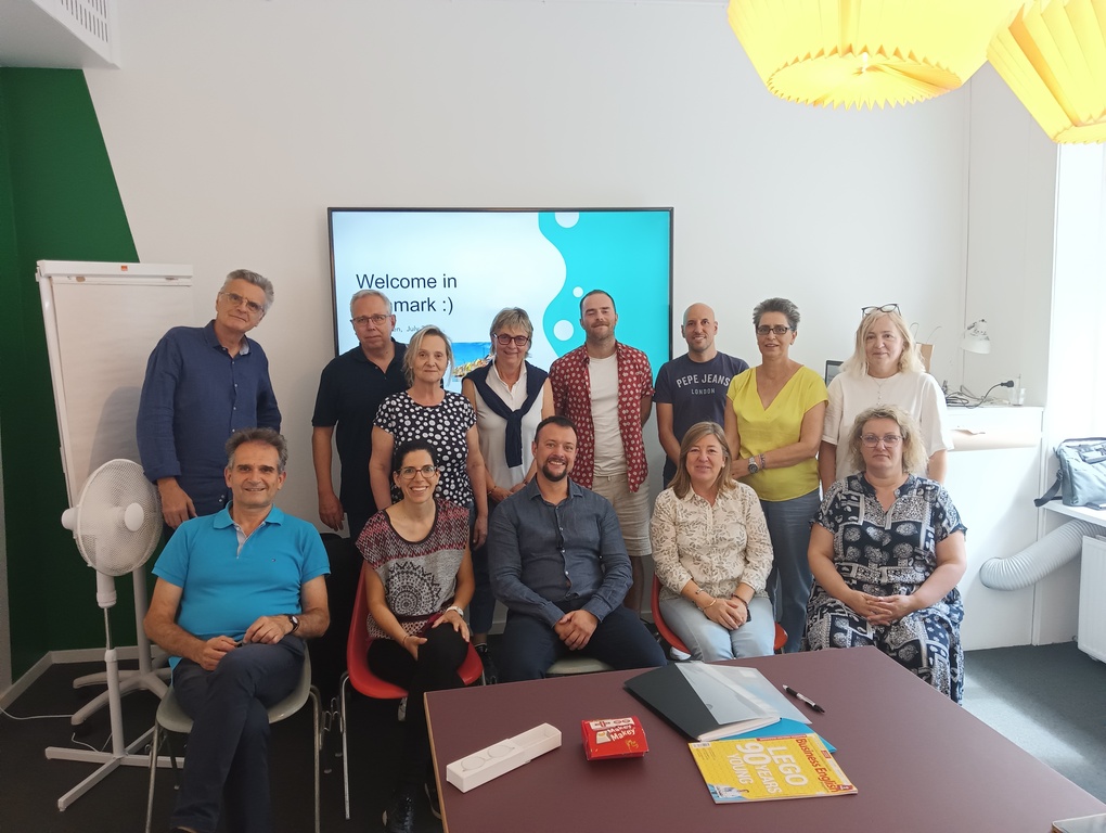 21_final_all_together.jpg 21_final_all_together