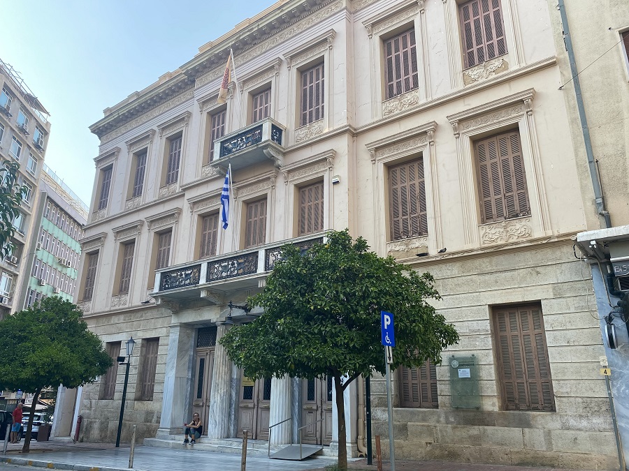 ktirio parnassou.jpg κτιριο παρνασσου