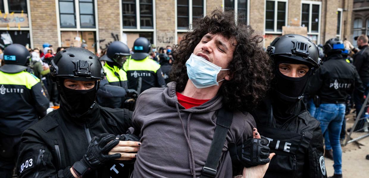 amsterdam_foitites.jpg amsterdam_foitites