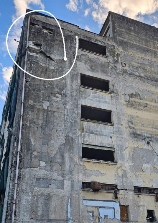 ktirio_sindos.jpg κτιριο