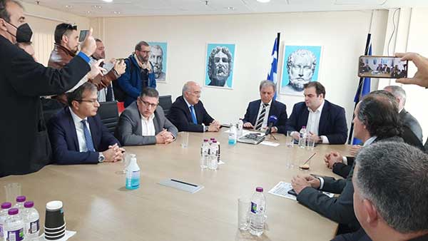 pierakakhs1-5.jpg pierrakakis