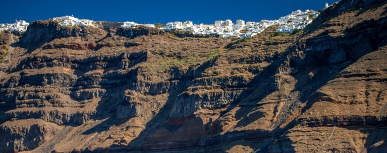 santorini.jpg santorini