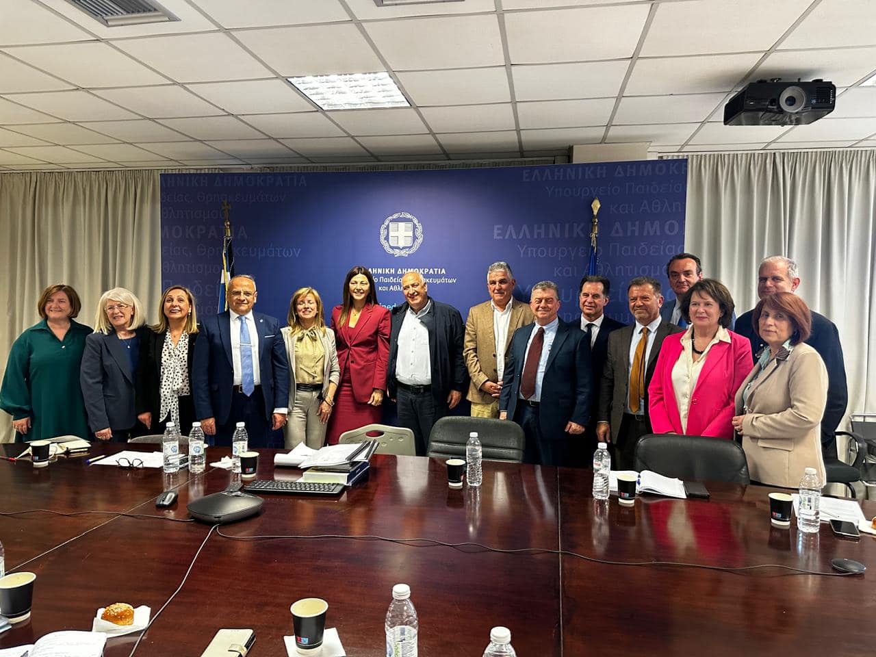 periferiaki_dieythintes.jpg periferiaki_dieythintes