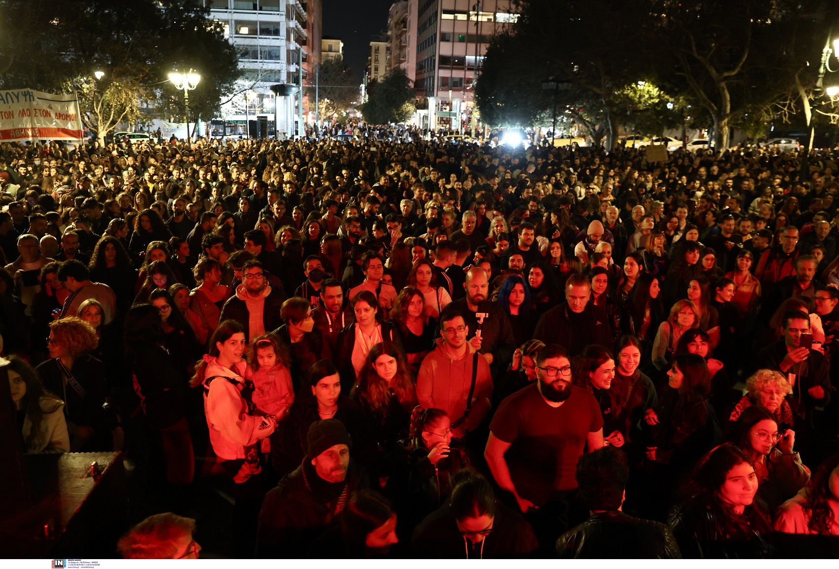 Συναυλία για τα Τέμπη στο Σύνταγμα