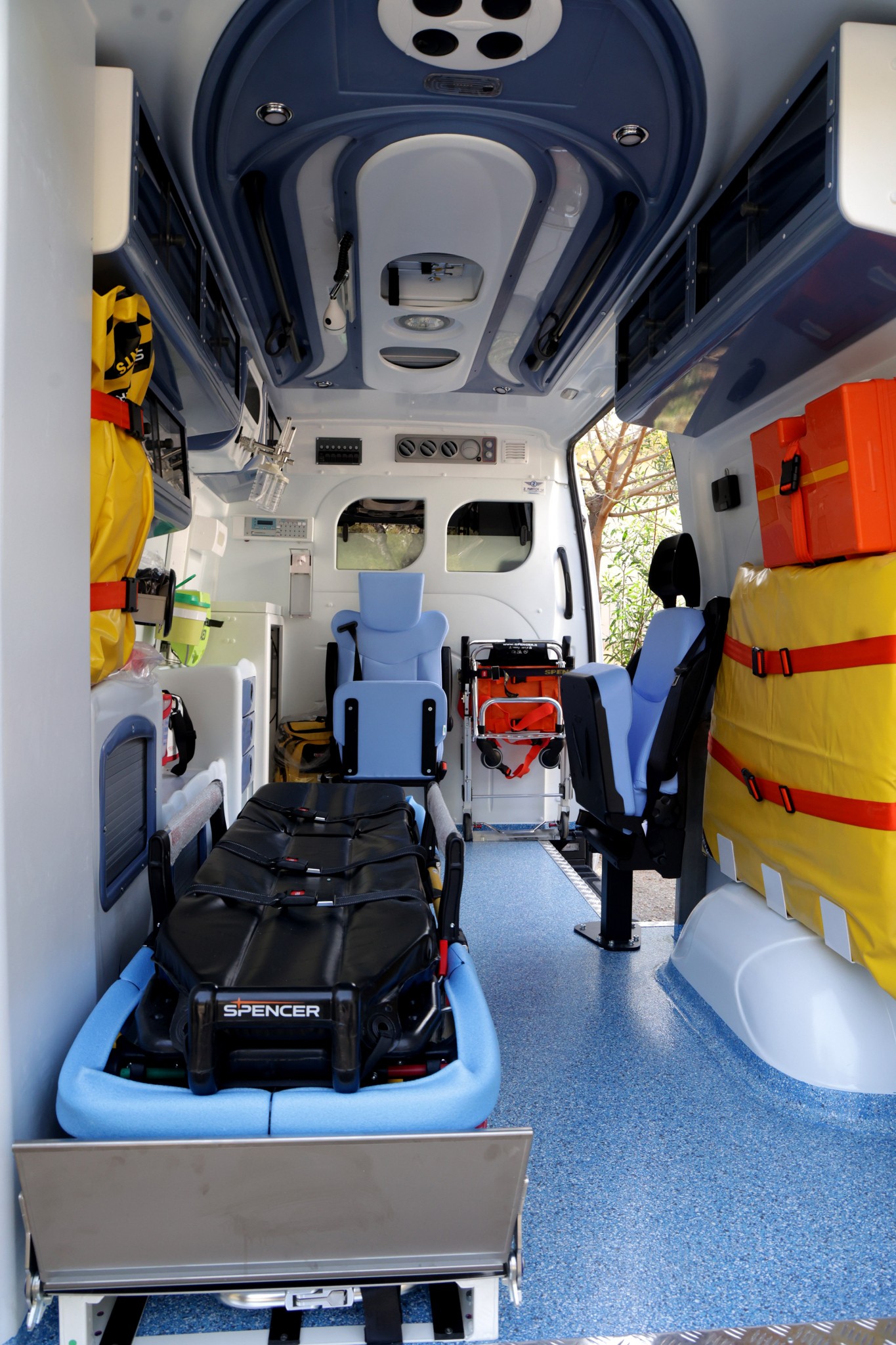 thalamos-ekpa4.jpg Δωρεά έξι θαλάμων σε νοσοκομείο του ΕΚΠΑ