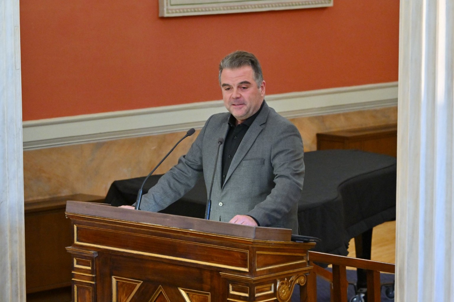 Χαλδαιάκης