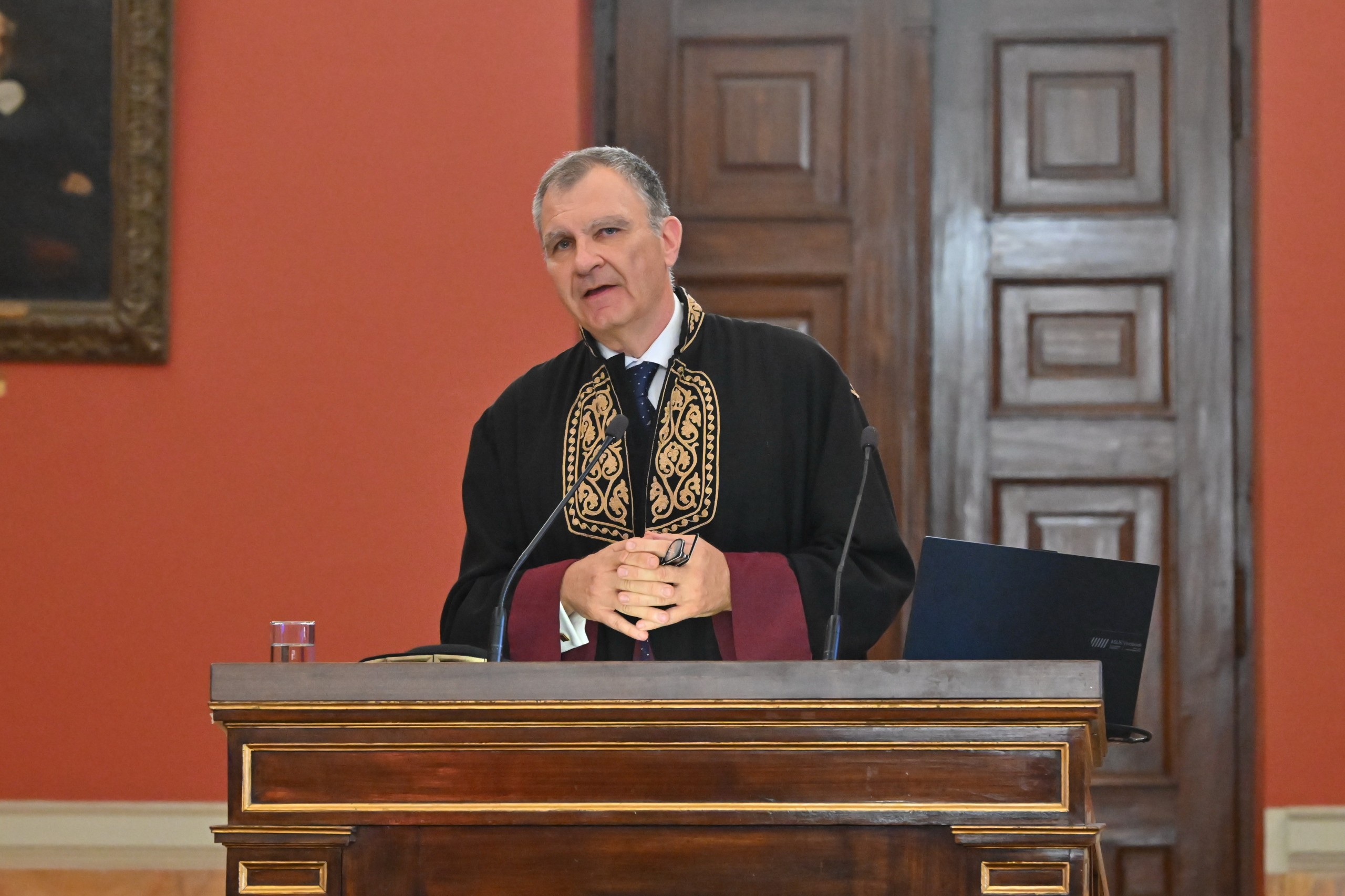 Μαστοράκος