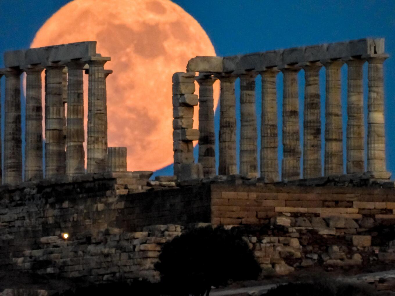 panselinos-fraoulas_10_.jpg Πανσέληνος της Φράουλας στο Σούνιο