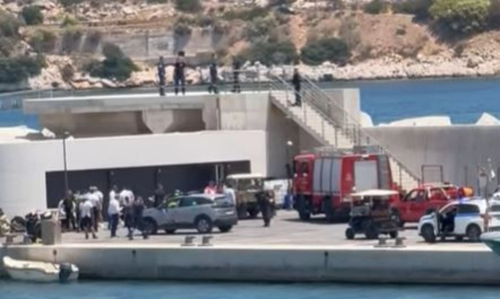 Πτώση ελικοπτέρου στη Βουλιαγμένη