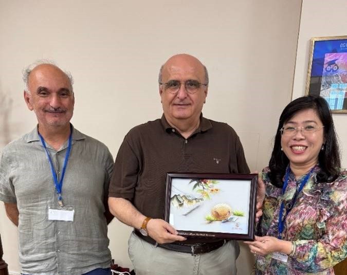  Επίσκεψη αντιπροσωπείας 11 Πανεπιστημίων από το Βιετνάμ στο Πανεπιστήμιο Πατρών