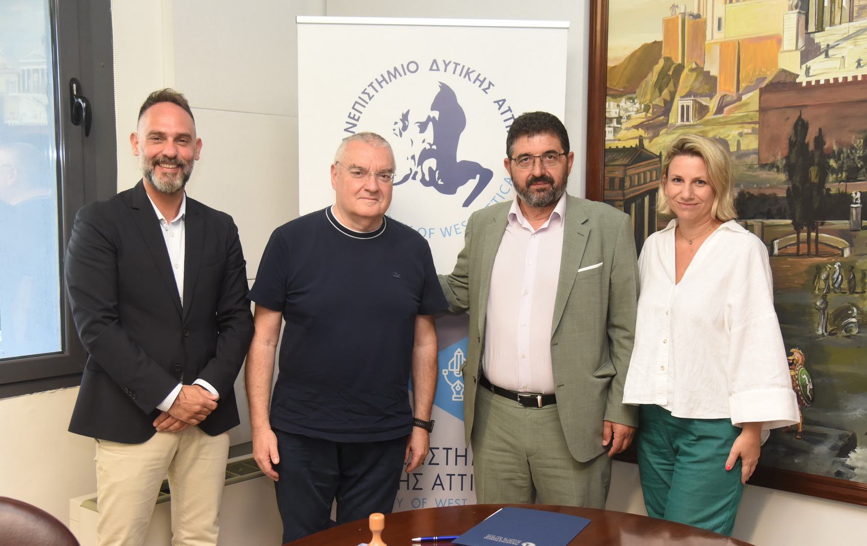 foto_2_pada_kai_stasy.jpg υπεγράφη Σύμφωνο Συνεργασίας μεταξύ του Πρύτανη του Πανεπιστημίου Δυτικής Αττικής, Καθηγητή Παναγιώτη Ε. Καλδή και του Διευθύνοντος Συμβούλου της εταιρείας «ΣΤΑ.ΣΥ»