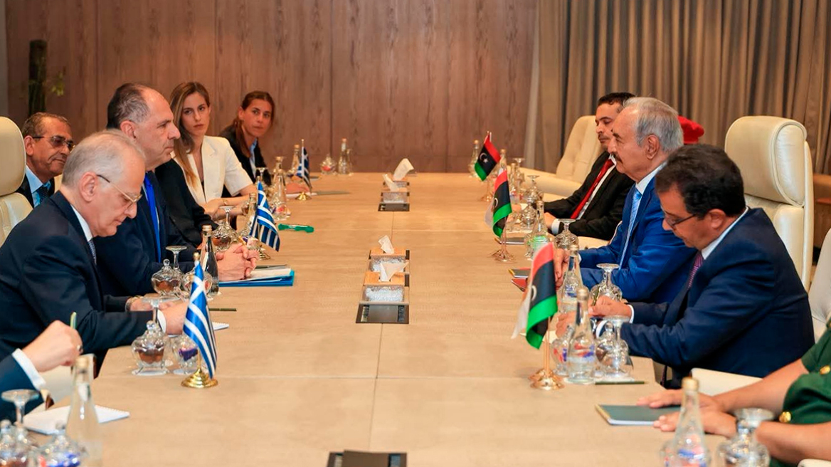 gerapetritis-haftar.jpg Γεραπετρίτης σε συνάντηση με τον Χαλίφα Χάφταρ