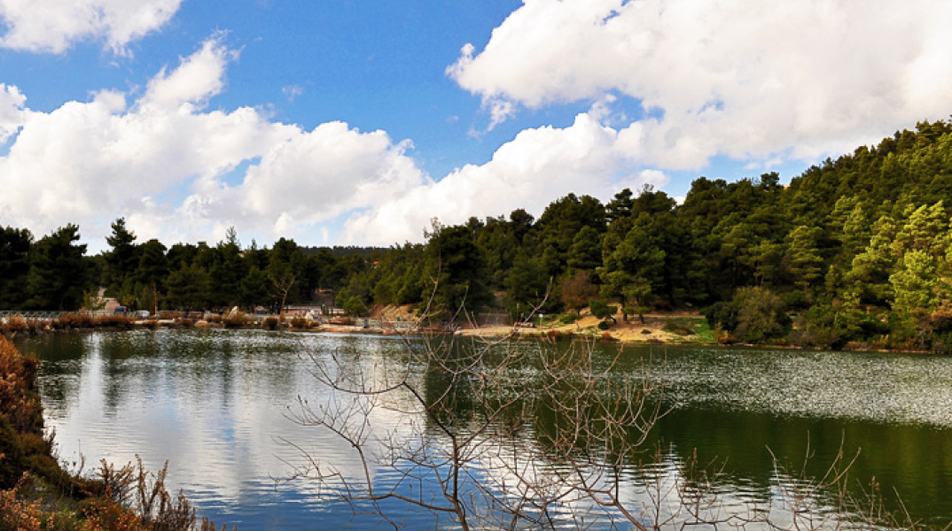 limni_beletsi.jpg Λίμνη Μπελέτσι