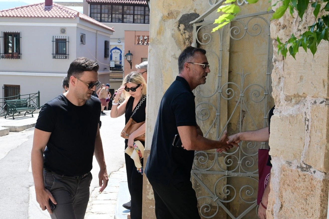 mixelis-4.jpg κηδεία Γεράσιμου Μιχελή