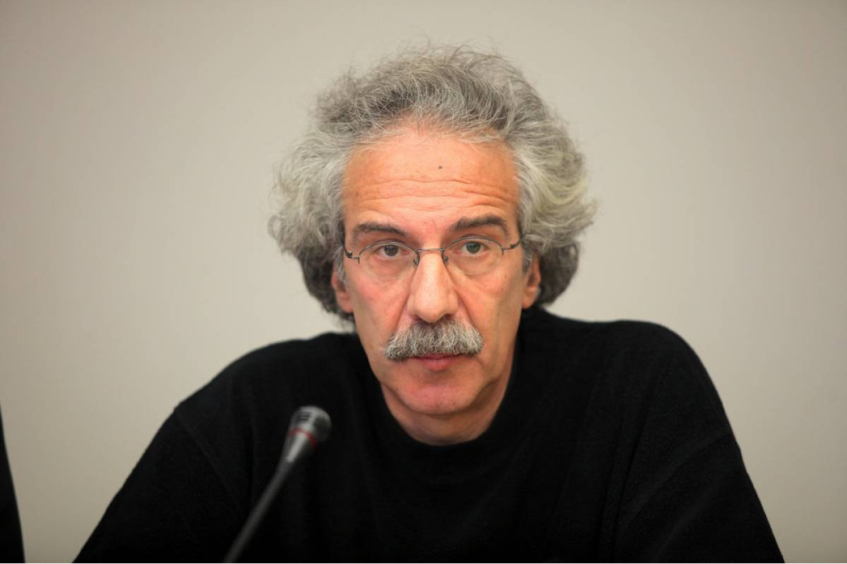 papaakonstadinou_2.jpg ΠΕΤΡΟΣ ΠΑΠΑΚΩΝΣΤΑΝΤΙΝΟΥ