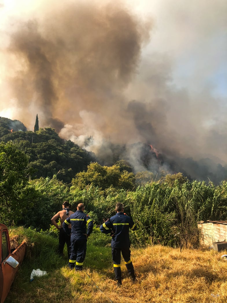 fotia-patra.jpg Φωτιά στην Πάτρα