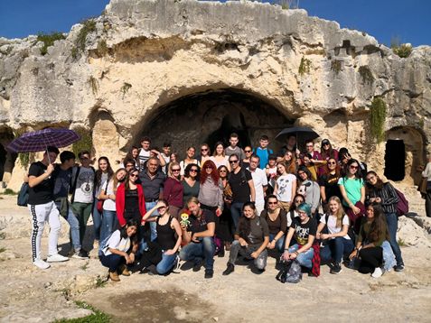 gymnasio_gennadioy_rodoy_1.jpg gymnasio_gennadioy_rodoy_1.jpg