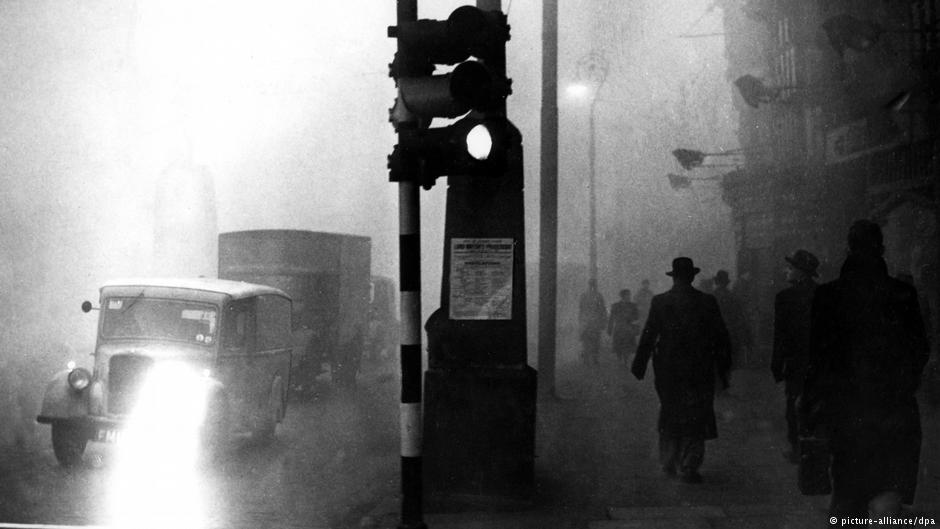 46657246_403.jpg φανάρι