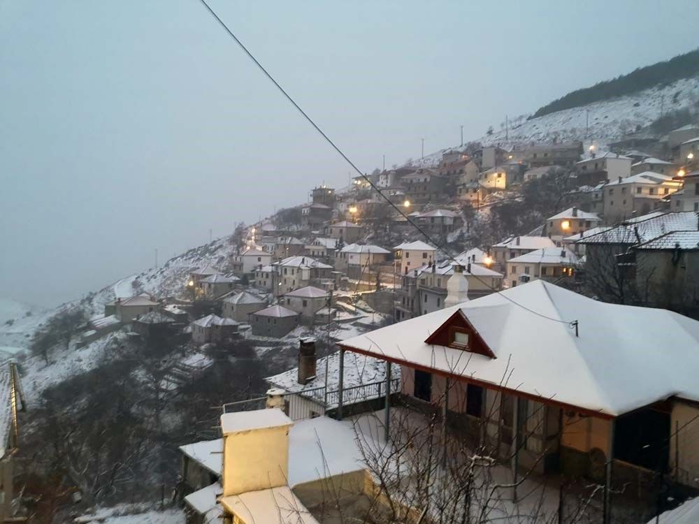 Χιόνι στη Θεσσαλία 
