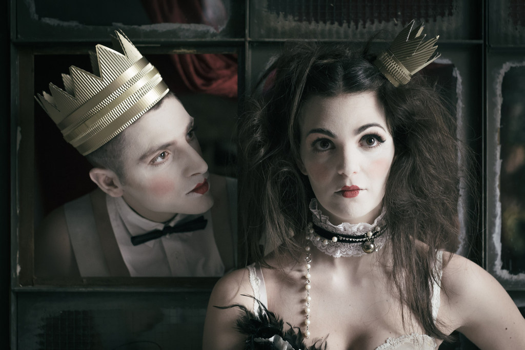 ελα να παιξουμε