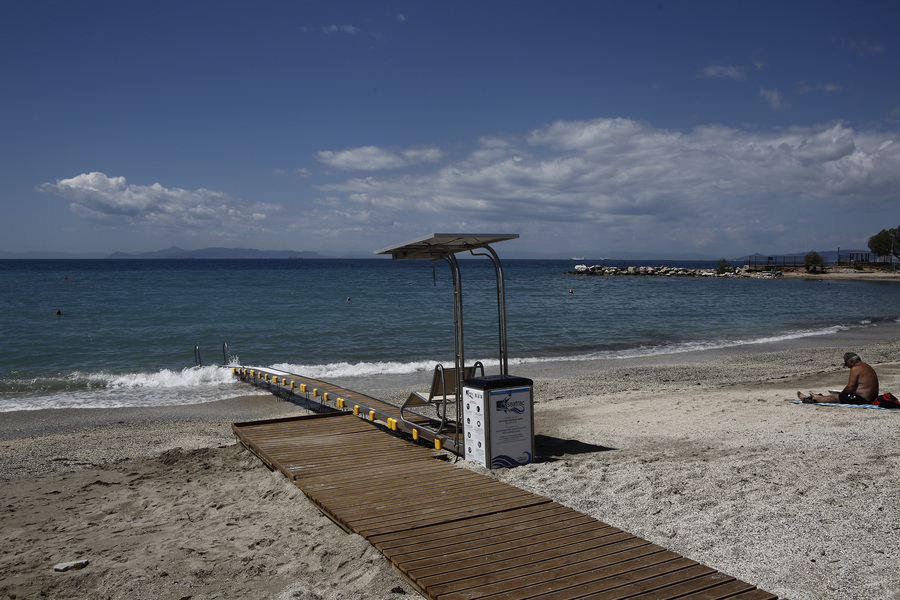 sea_track.jpg sea track