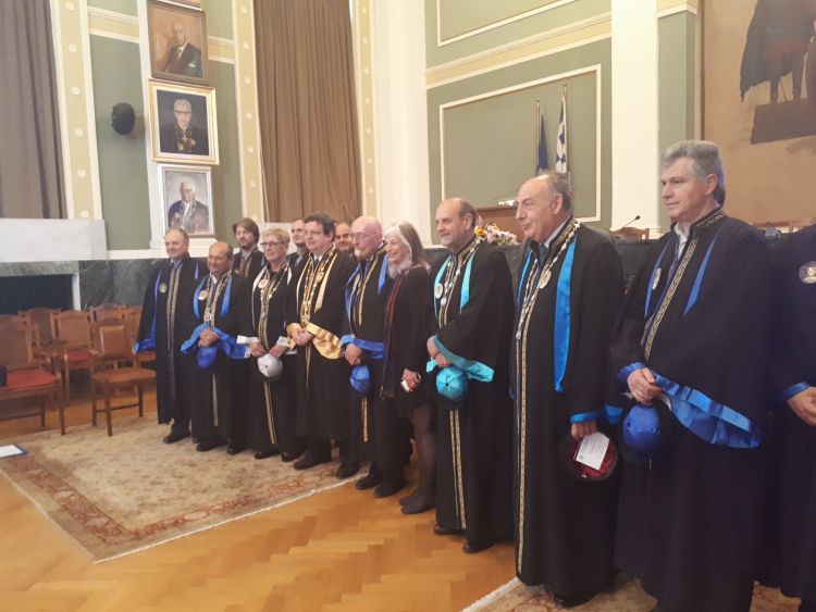 thor.jpg Ο Kip Thorne επίτιμος διδάκτορας του Τμήματος Φυσικής του Αριστοτελείου Πανεπιστημίου Θεσσαλονίκης