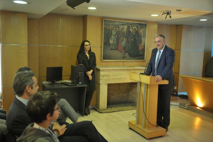 arsakeio-_theodorikakos.jpg Takis Theodorikakos