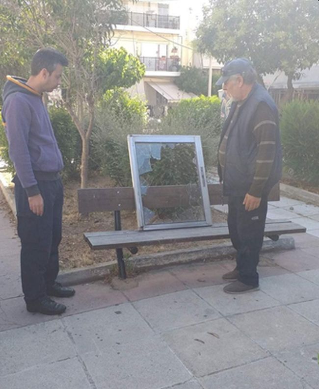 parathiro2.jpg Παράθυρο