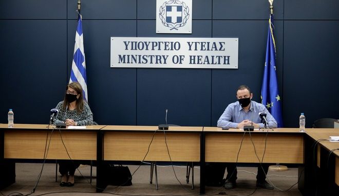 Άνοιγμα σχολείων στις 7 Ιανουαρίου - επιτροπή λοιμωξιολόγων