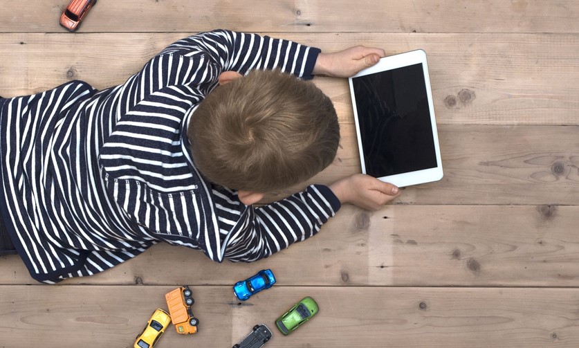 tablet_paidi_mathitis.jpg Επιστολή εκπαιδευτικού: Δώστε tablet στο λαό