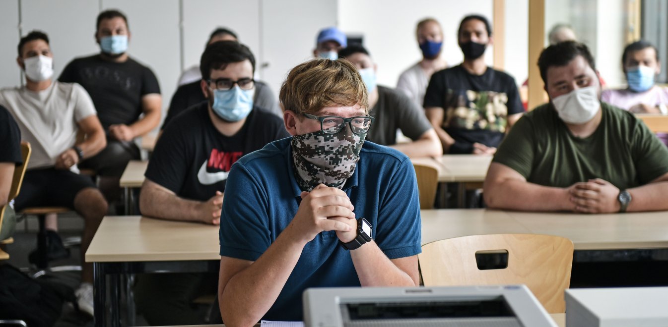 maska-mathites-sxoleia.jpg maska-mathites-sxoleia.jpg