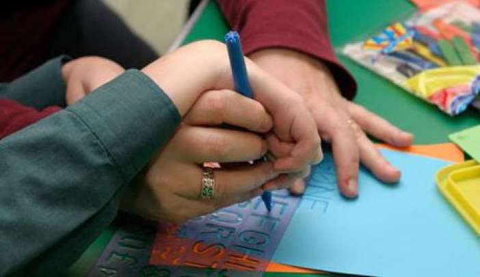 parallili_stirixi.jpg parallili_stirixi.jpg