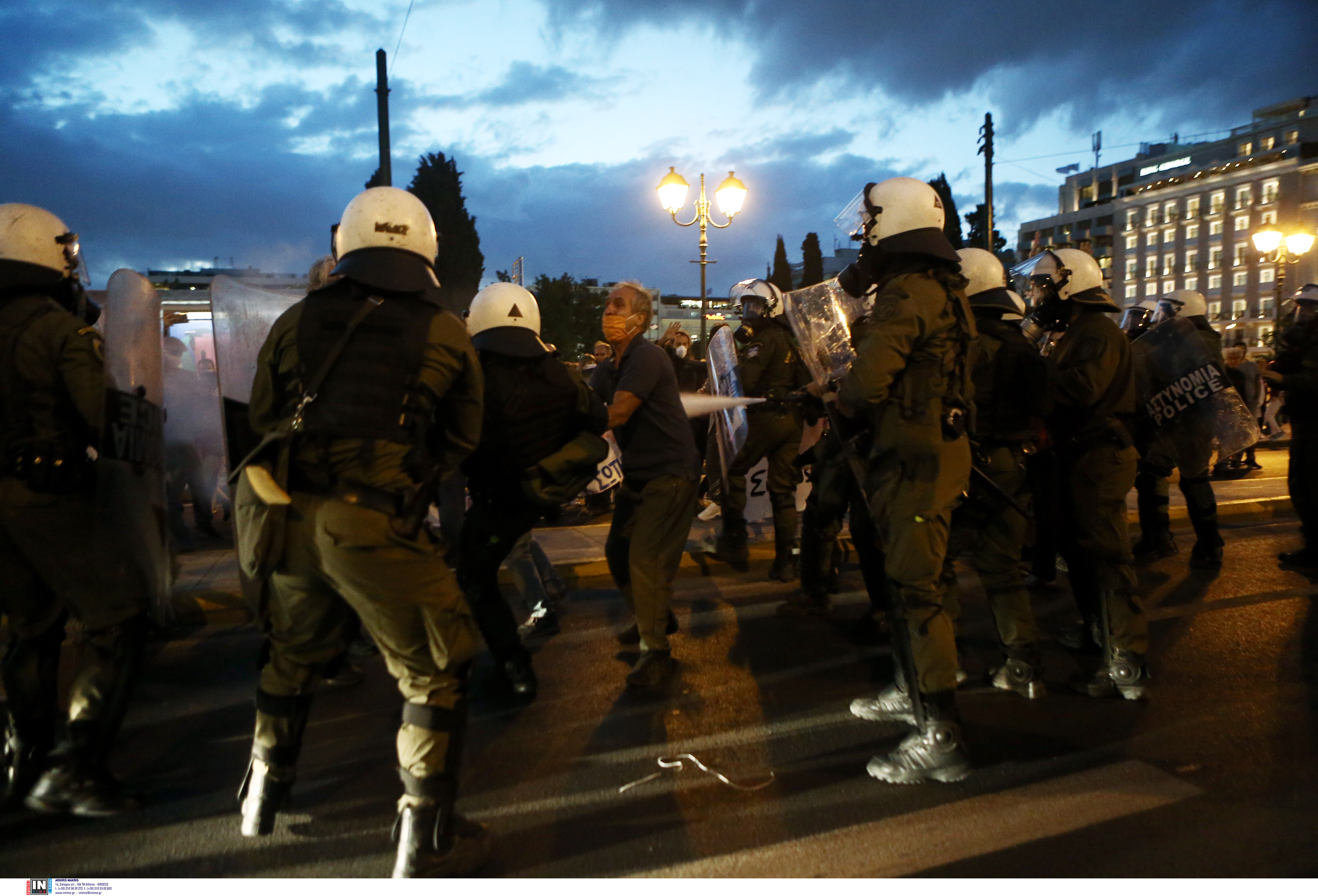 ximika_ekpaideutikoi_syntagma.jpg ximika ekpaideutikoi syntagma