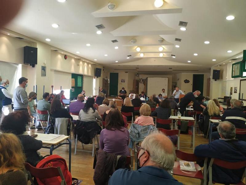 Για την ανακοίνωση των ΣΥΝΕΚ: Βασιλικότεροι του βασιλέως