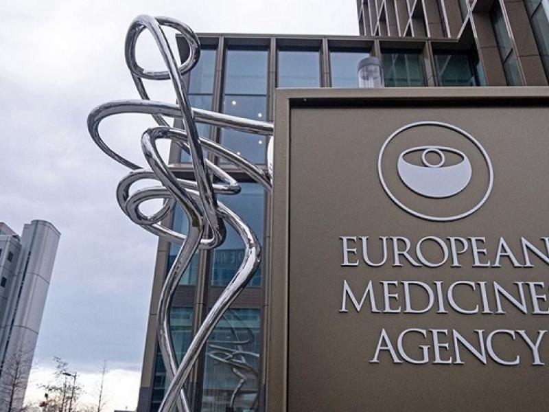 ΕΜΑ: Αμφιβολίες για την ανάγκη χορήγησης τέταρτης δόσης εμβολίου