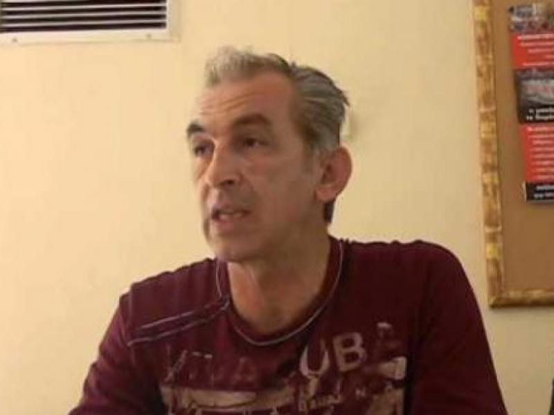 Πλειστηριασμοί: Σήμερα η δίκη του δάσκαλου Ηλία Σμήλιου και 4 μελών του κινήματος κατά των πλειστηριασμών λαϊκής κατοικίας