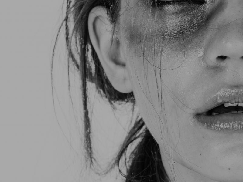 Aπό τους αγώνες για χειραφέτηση στις γυναικοκτονιες και την εμφυλη βία