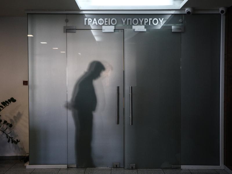 Εργασιακή «καταιγίδα»: Έρχονται ελαστικές σχέσεις εργασίας και «μαχαίρι» στις ΣΣΕ