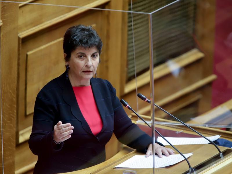 Μάλαμα σε Ζαχαράκη: Τι θα κάνετε με τις παραβιάσεις στην καταβολή μισθών στην Ιόνιο Σχολή;