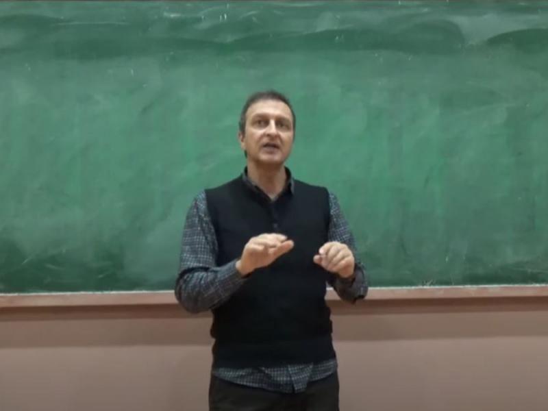 Ο.Ι.Ε.Λ.Ε.: "Υπήρξαν ισχυρές πιέσεις πίσω από την απόλυση του Βασίλη Λιόση;"