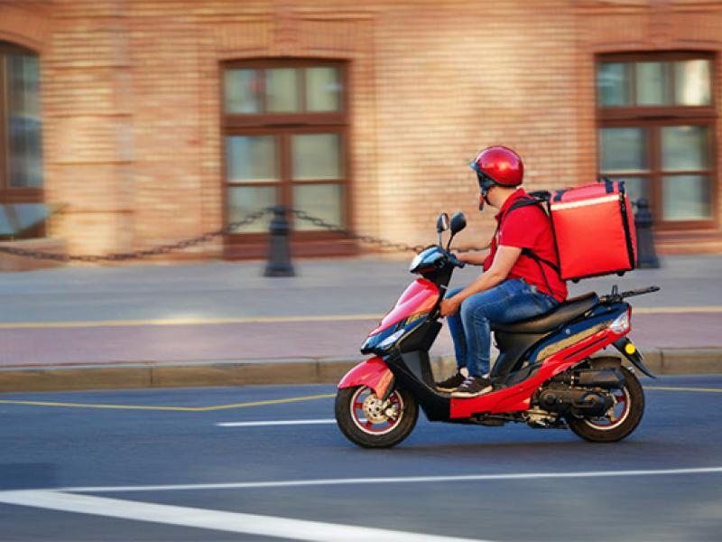 Νέος ΚΟΚ: Σαρώνουν τα πρόστιμα στα δίκυκλα – Οι περιοχές με τις περισσότερες παραβάσεις