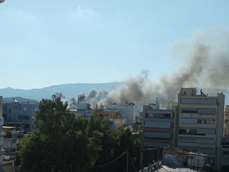 Φωτιά τώρα στον Ταύρο- Συναγερμός στην Πυροσβεστική