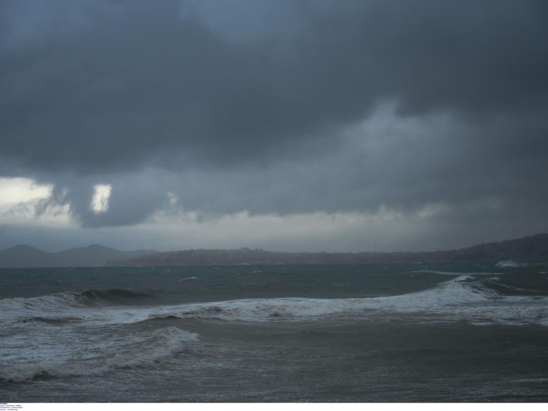 Καύσωνας στον Νότο – Καταιγίδες "εξπρές" στον Βορρά! Έρχεται διπλό χτύπημα από τον καιρό!