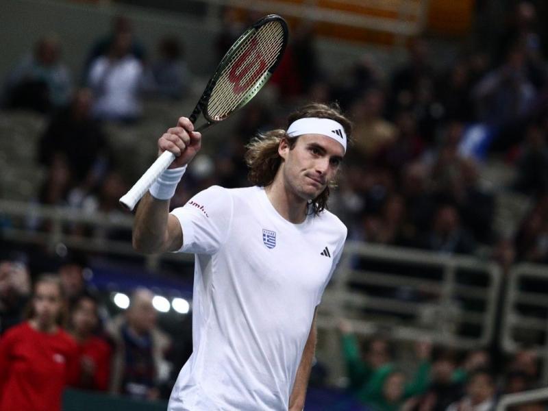 Στέφανος Τσιτσιπάς: Αντιδράσεις για τις βρισιές στον πατέρα του - «Ψωνισμένος και αλαζόνας»