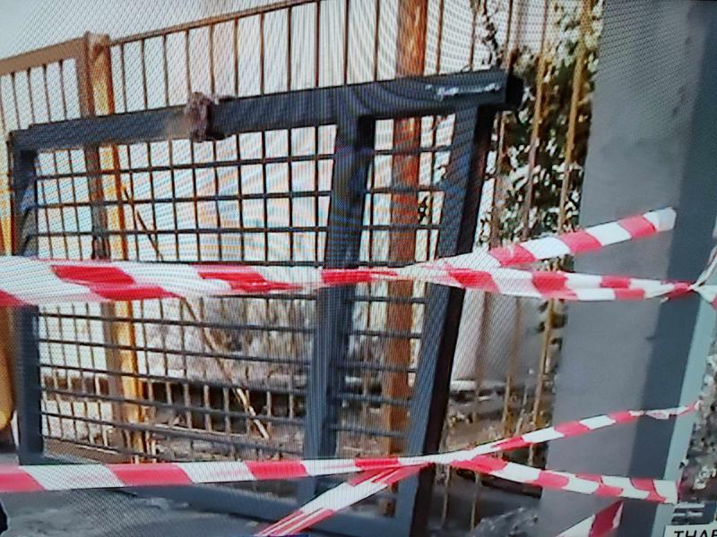 καγκελοπορτα 3ο δημοτικο